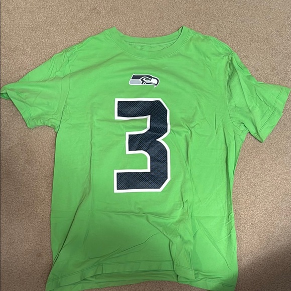Russell Wilson Shirt - Picture 1 of 2